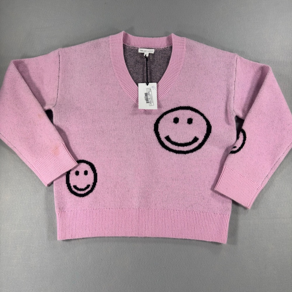 Grey Lab Los Angeles Pink Smiley Face V-Neck Sweater NWT JJ1099T Large